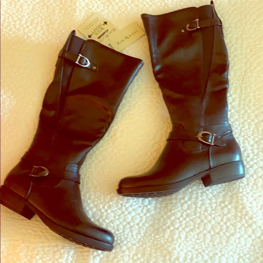 Black boots